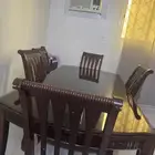 طاولة للبيع