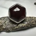 عقيق يماني كرزي قديم قطع سداسي