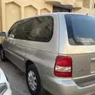 كيا كارنفال 2005