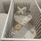 سرير اطفال للبيع مع المرتبه