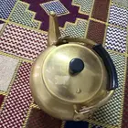 ابريق كوري اصفر