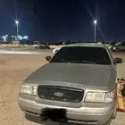 للبيع فورد فكتوريا
