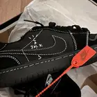 شوز ترافس