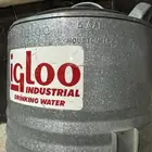 للبيع ترمس أو حافظة ماء اقلو قديم جدا