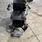 كرسي كهربائي خفيف الوزن استخدام بسيط