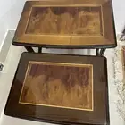 طاولات خدمه