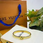 اساور نسائية ماركات