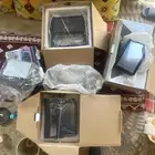 يوجد شاشات سيارات