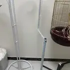 استاندات واقفاص منوعه للطيور