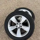 للبيع كفرات مع جنوط تشارجر