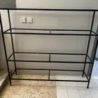 رفوف تصلح للمستودع