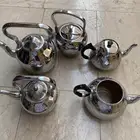 أباريق يباني وإنجليزي