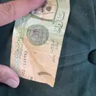 عمله