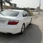 لكزس LS 460 موديل 2008 نظيف جدا