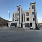 للبيع شقق علوية تشطيب ومساحة ممتازة حي الزهور -المحالة أبها