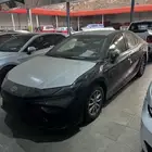 كامري 2025 ستاندر E اسود هايبرد