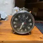 ساعة المانيه قديمه تعشيه