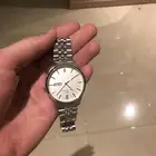 ساعة فخمة للبيع