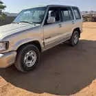 جيب ايسوزو 2001
