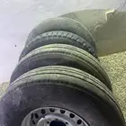 للبيع جنوط هلل مع كفرات شواهين 3 وواحد دنلوب