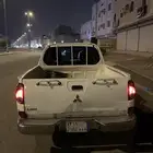 ونيت متسوبيشي L200 2015