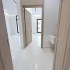 دور علوي للبيع بحي تنال الرمال موقع مميز خلف مدارس سدرة