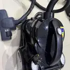 مكنسة كهربائية