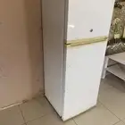 ثلاجه صغيره للبيع خربانه