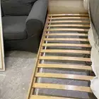 سرير للبيع