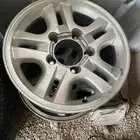 جنوط لكزس. للبيع على أسوم