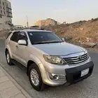 فورتشنر 2012 دبل 4 سلندر للبيع