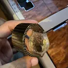 ساعة سواتش الذهبية