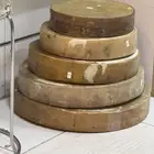 طيران حجم وسط للبيع حبات