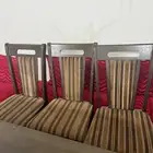 طاولة طعام