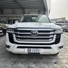 لاند كروزر 2025 GXR 4