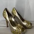 كعوب نسائية جودة عالية