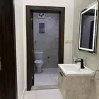 للإيجار شقة فاخرة في ابحر الشمالية حي الصواري