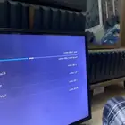سوني 5 مافيه مدخل شريط. تحميل بس. معه يدين. والسوني جديد