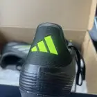 جزمه اديداس الاصليه