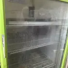 ثلاجة عرض للبيع