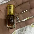 عود السيوفي الهندي مركز ثقيل ذو رائحه جميله تليق في اناقتك