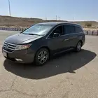 سيارة عائلية هوندا اوديسي