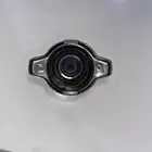 غطاء رديتر وكاله مستعمل كان على كامري 2010