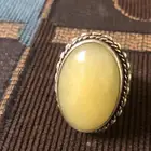 اعرض لكم خاتم كهرمان وحجم كبير