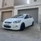 اكسنت 2013 للبيع