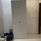 سريران دولاب ملابس كبير مع دولاب بابين مع نص دولاب مع مساند