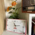 ساعة كلاسيك أنيقة للبيع   تعمل بحالة ممتاز
