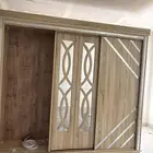 دولاب وتسريحة باب الدولاب الثاني موجود
