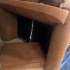 سرير مع كوميدينه. صوفه مع طاوله. جهاز رياضي. طابعه طاولة تل