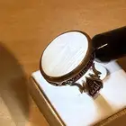 عقيق يماني أبيض مميز ( سورة الكوثر على الفضة)